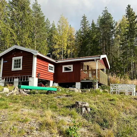 Dom wakacyjny Charming Old Forest An Hour From Oslo *